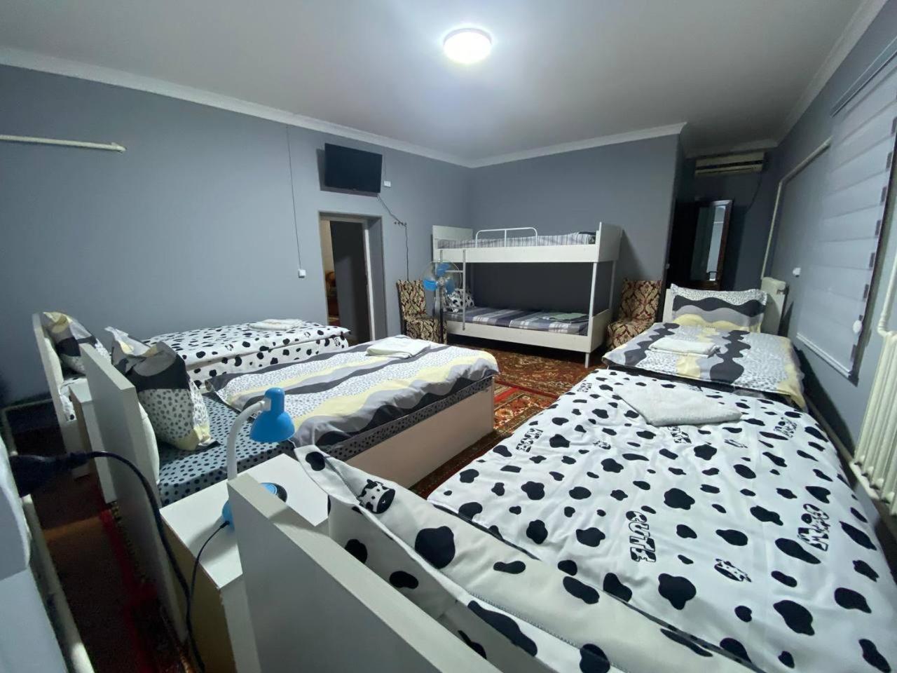 Central Park Hostel Χίβα Εξωτερικό φωτογραφία
